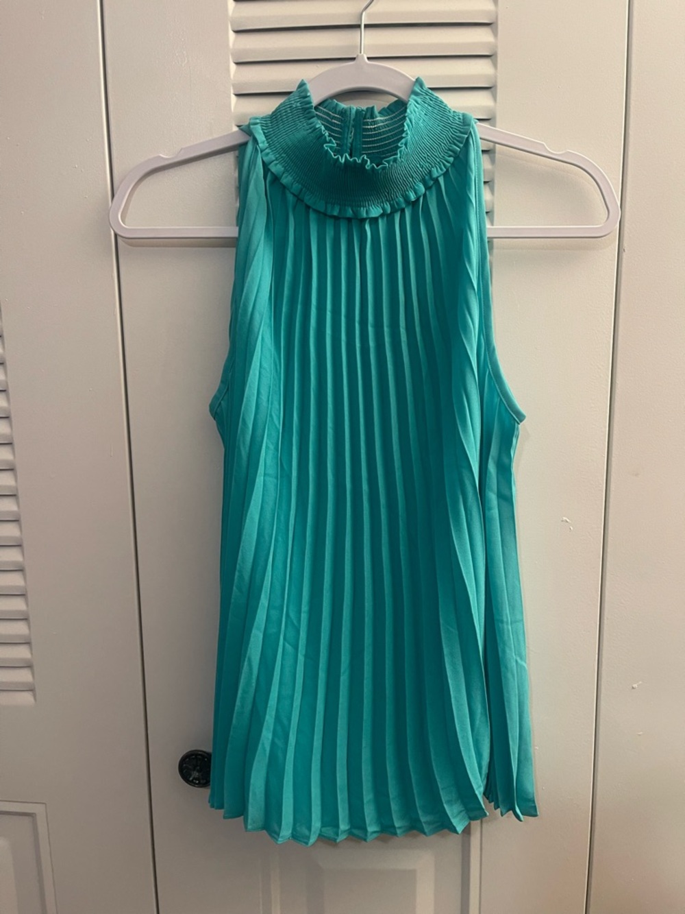 Pleated Mock Neck Sleeveless Blouse - Teal